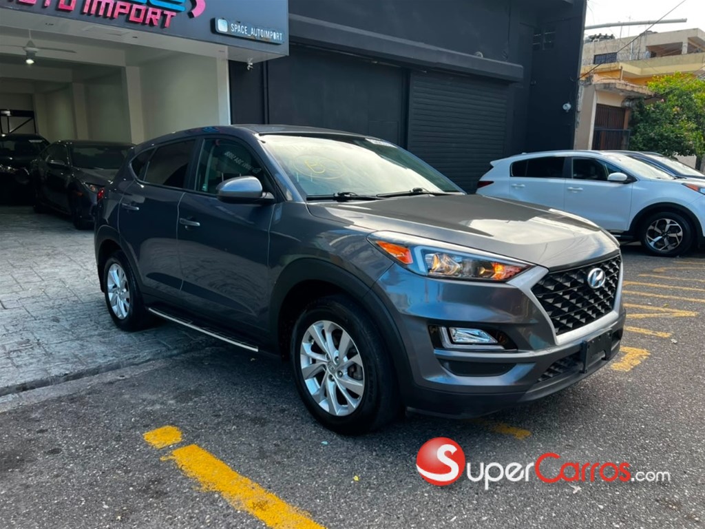 2021 Hyundai Tucson SE — foto 2 / 8