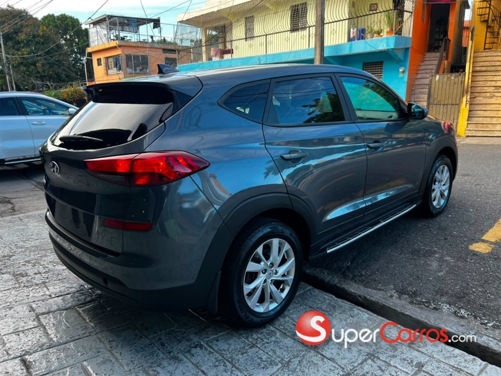 2021 Hyundai Tucson SE — foto 3 / 8