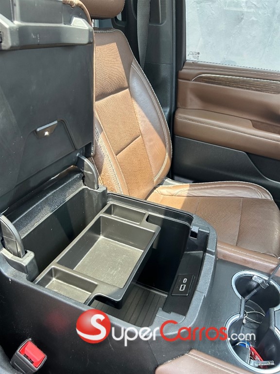 2023 Chevrolet Tahoe Highcountry Duramax — foto 12 / 12