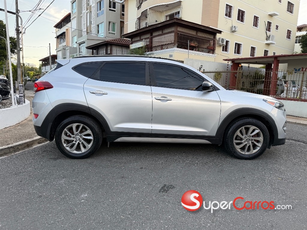 2018 Hyundai Tucson SEL — foto 11 / 12