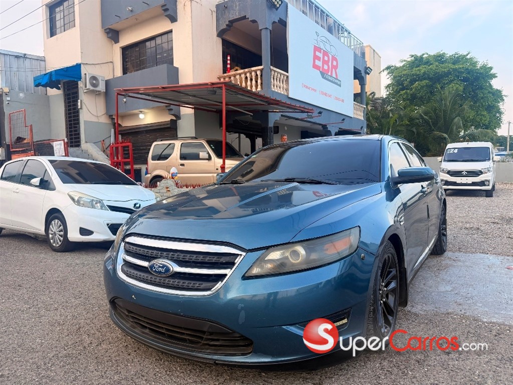 2011 Ford Taurus SEL