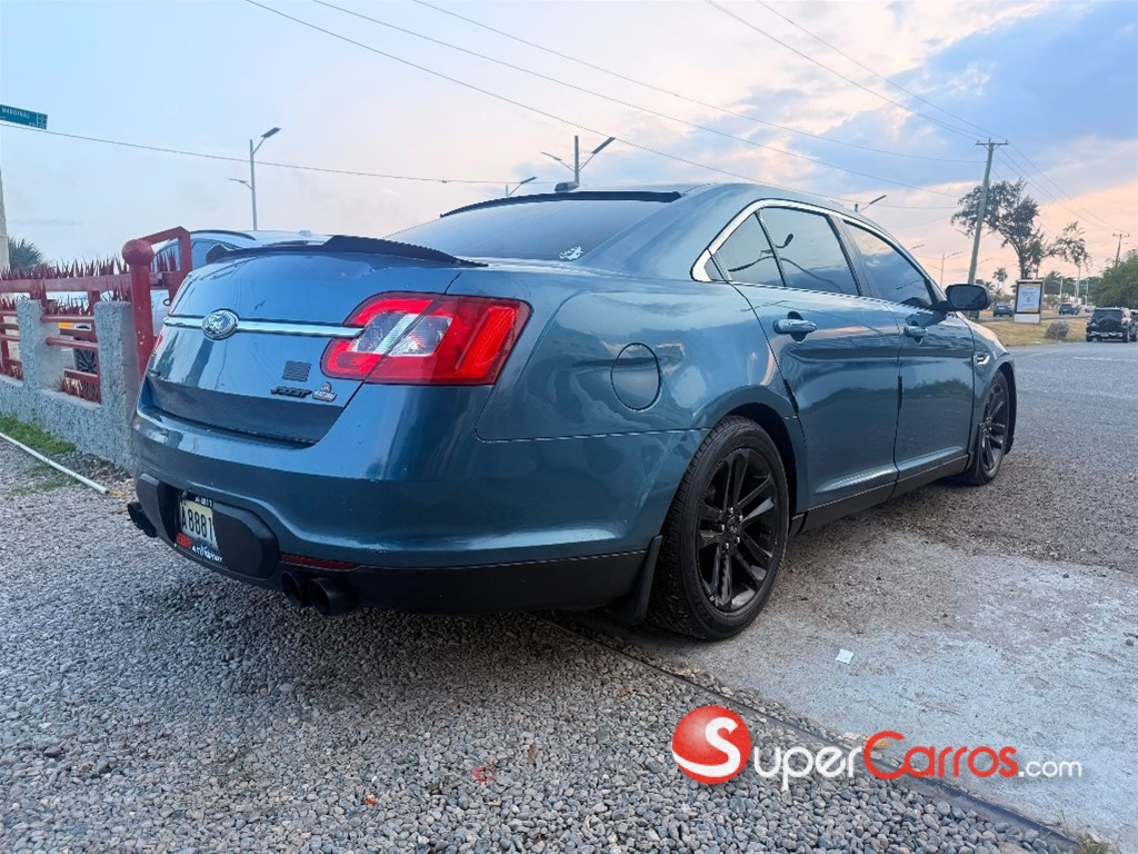 2011 Ford Taurus SEL — foto 4 / 8