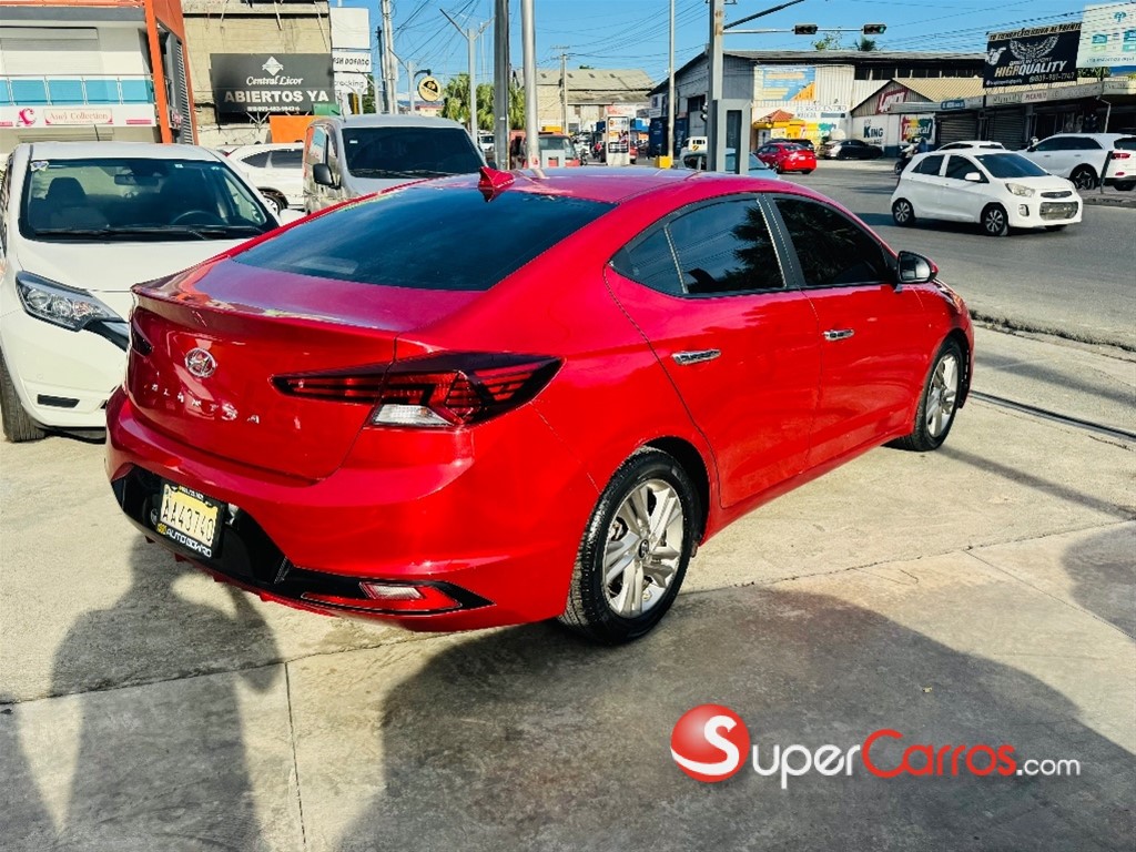 2019 Hyundai Elantra SEL — foto 4 / 12