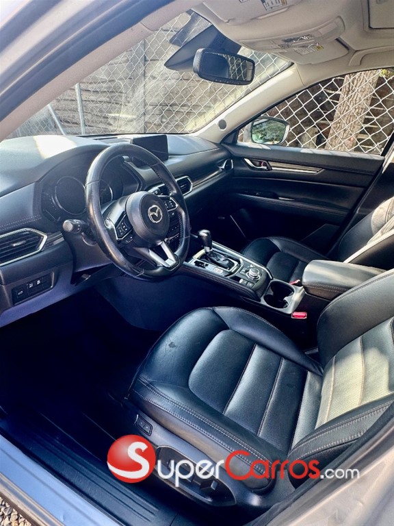 2020 Mazda CX-5 Grand Touring Reserve — foto 3 / 6