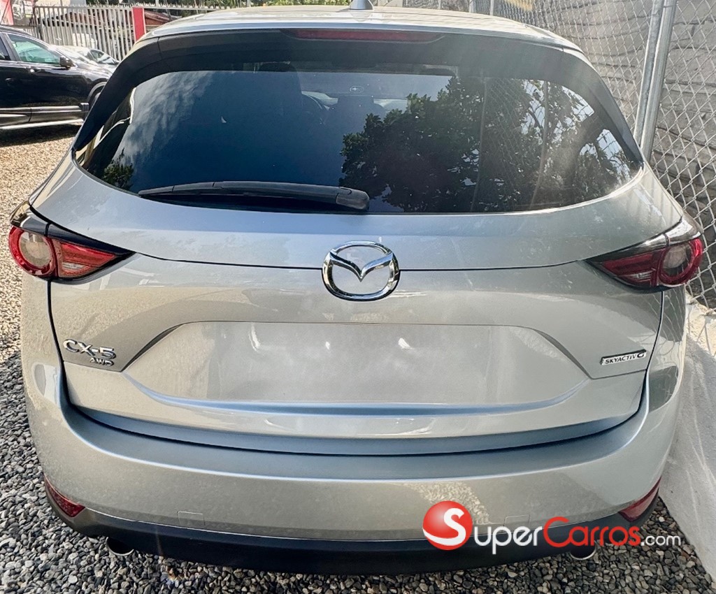 2020 Mazda CX-5 Grand Touring Reserve — foto 5 / 6
