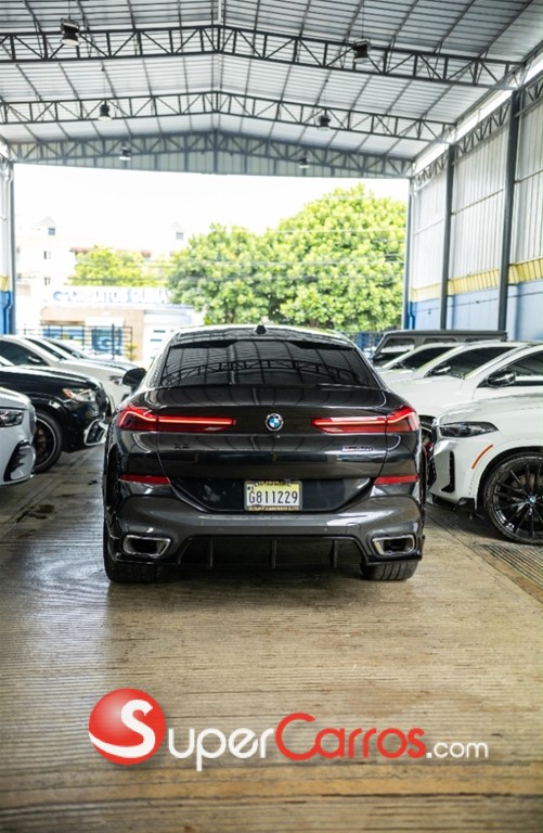2024 BMW X 6 xDrive40i — foto 5 / 12
