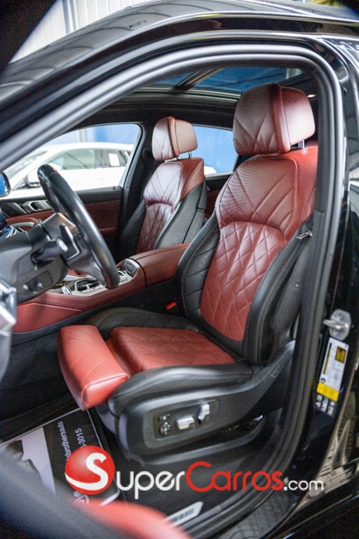 2024 BMW X 6 xDrive40i — foto 7 / 12