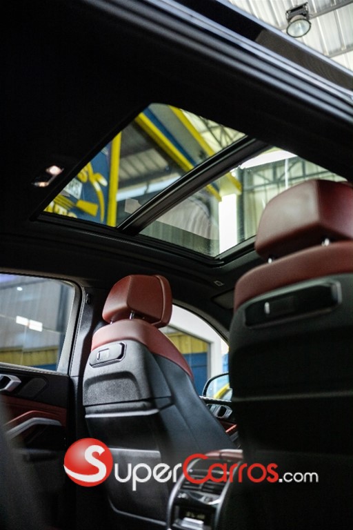 2024 BMW X 6 xDrive40i — foto 11 / 12