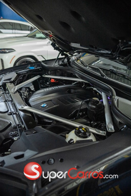 2024 BMW X 6 xDrive40i — foto 12 / 12