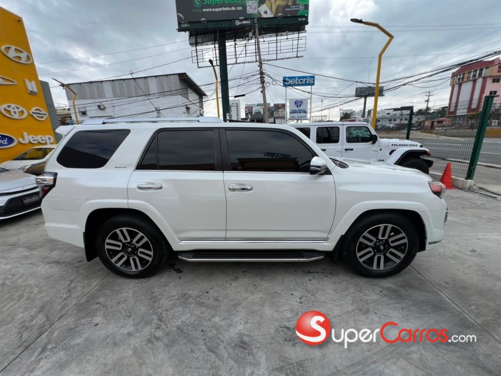2019 Toyota 4 Runner Limited — foto 7 / 12