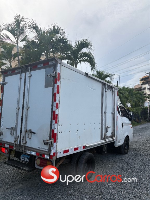 2017 Hyundai Porter — foto 4 / 10