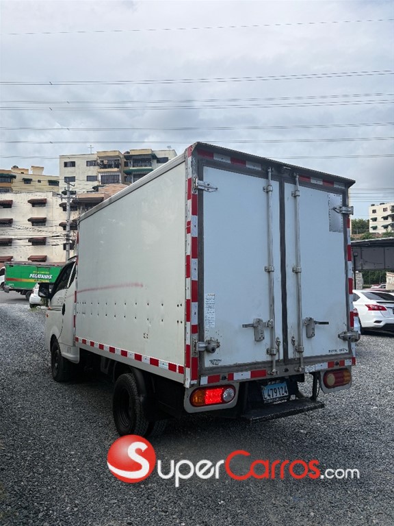 2017 Hyundai Porter — foto 5 / 10