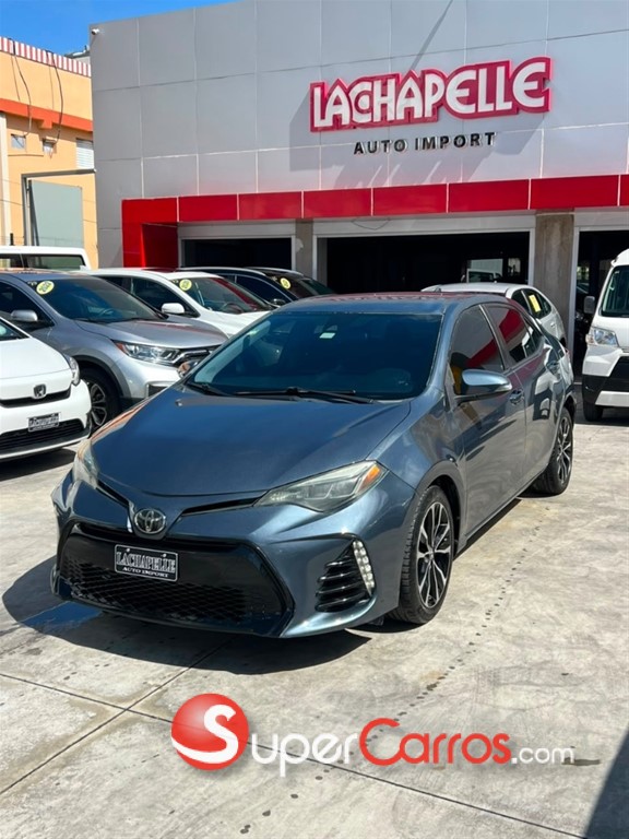 2017 Toyota Corolla SE — foto 2 / 9