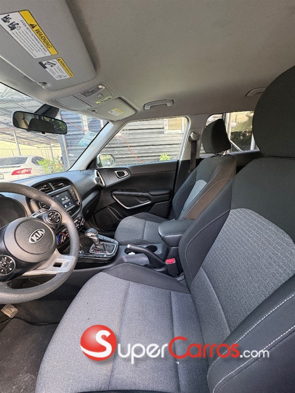 2020 Kia Soul — foto 9 / 11