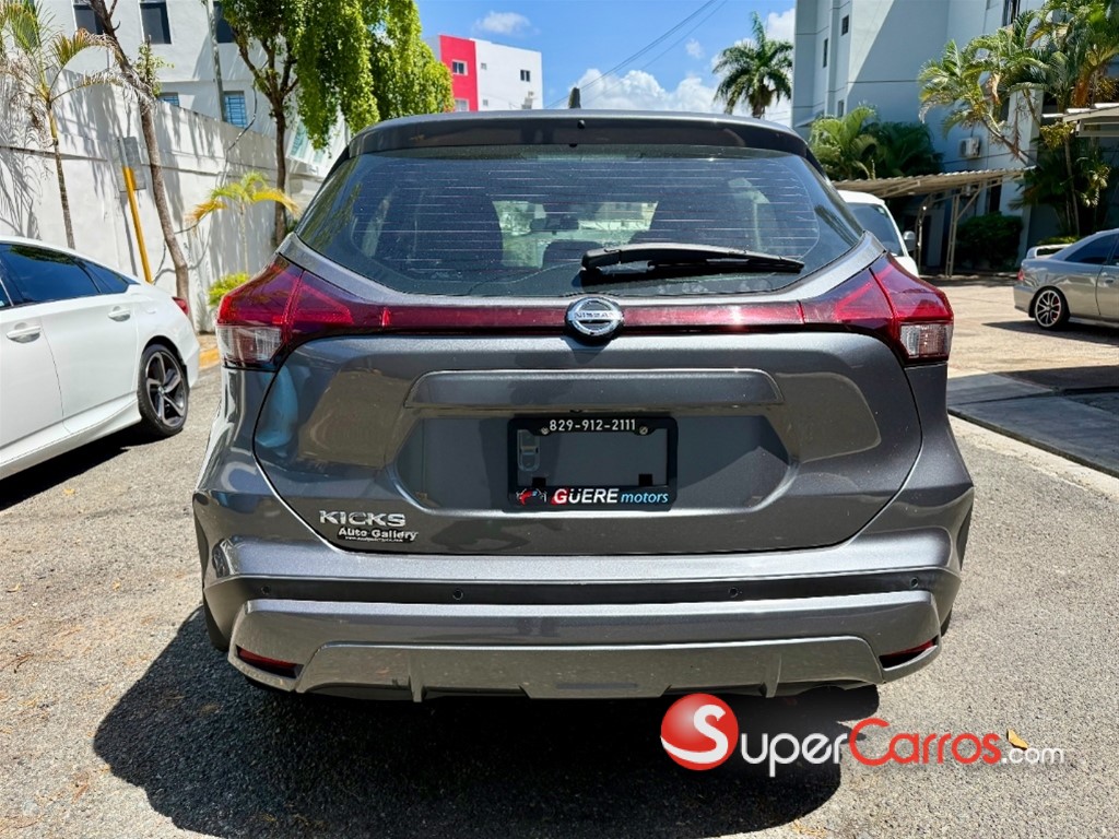 2021 Nissan Kicks — foto 9 / 11