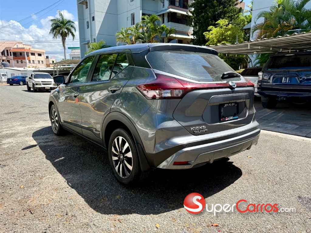 2021 Nissan Kicks — foto 10 / 11