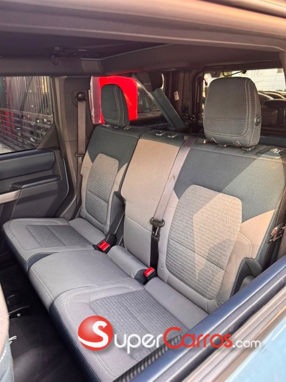 2023 Ford Bronco Outer Banks — foto 7 / 9