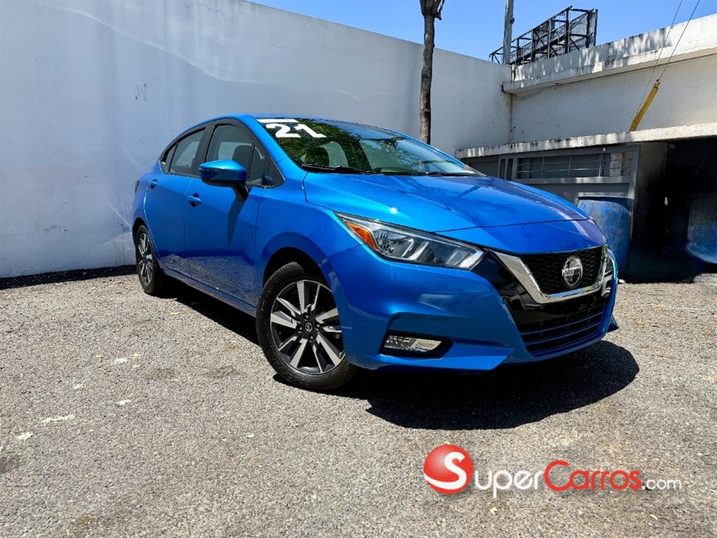 2021 Nissan Versa SV — foto 2 / 12