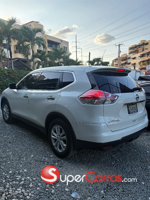2016 Nissan X-Trail — foto 4 / 9