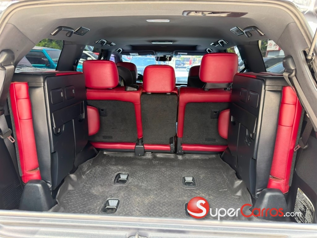 2020 Lexus LX 570 Sport — foto 7 / 10