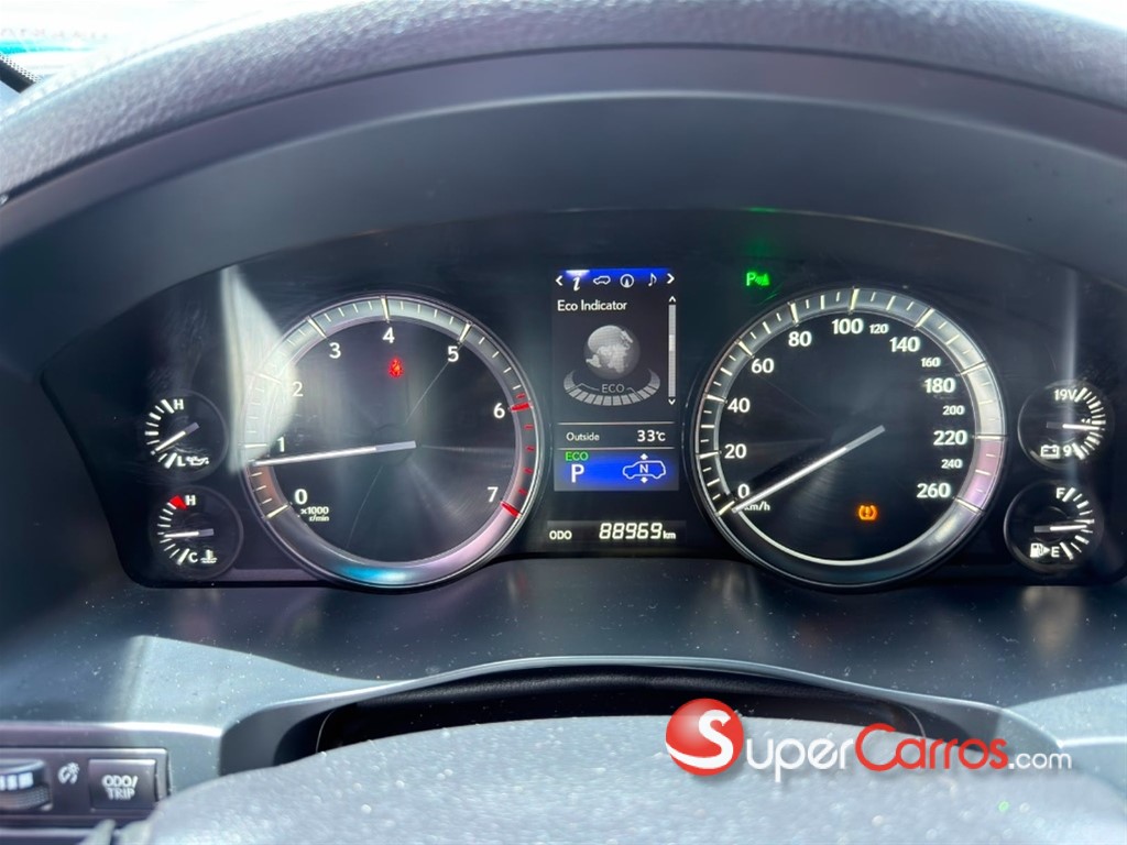 2020 Lexus LX 570 Sport — foto 8 / 10