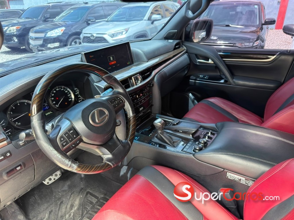 2020 Lexus LX 570 Sport — foto 10 / 10