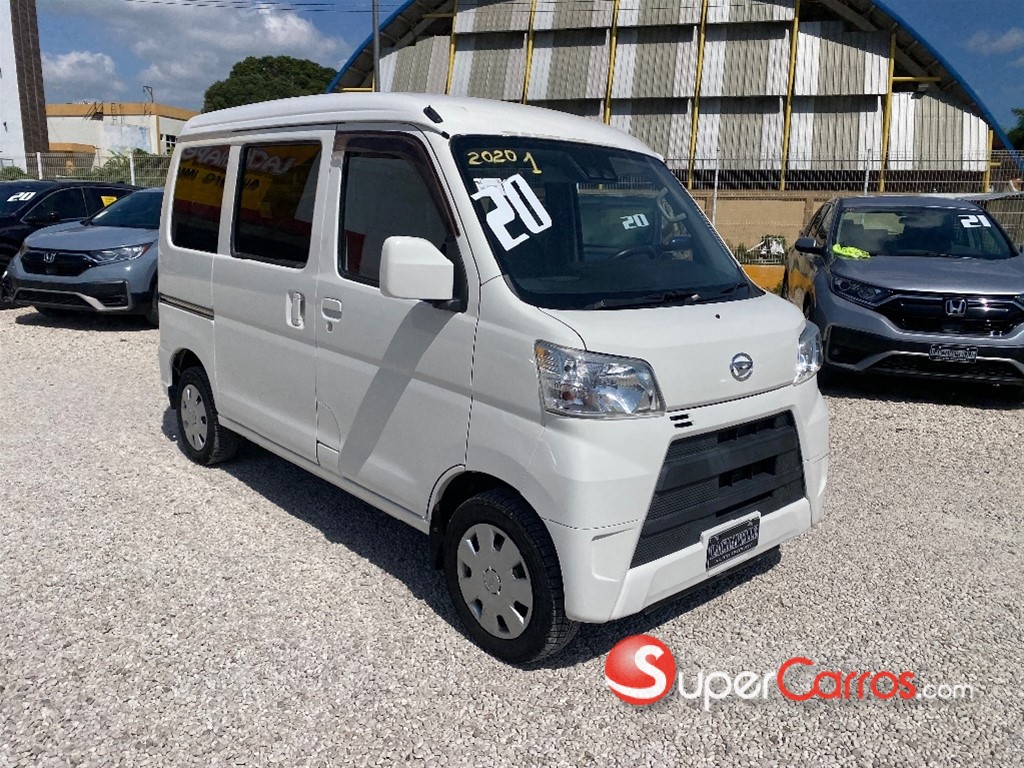 2020 Daihatsu Hijet Minivan — foto 3 / 11