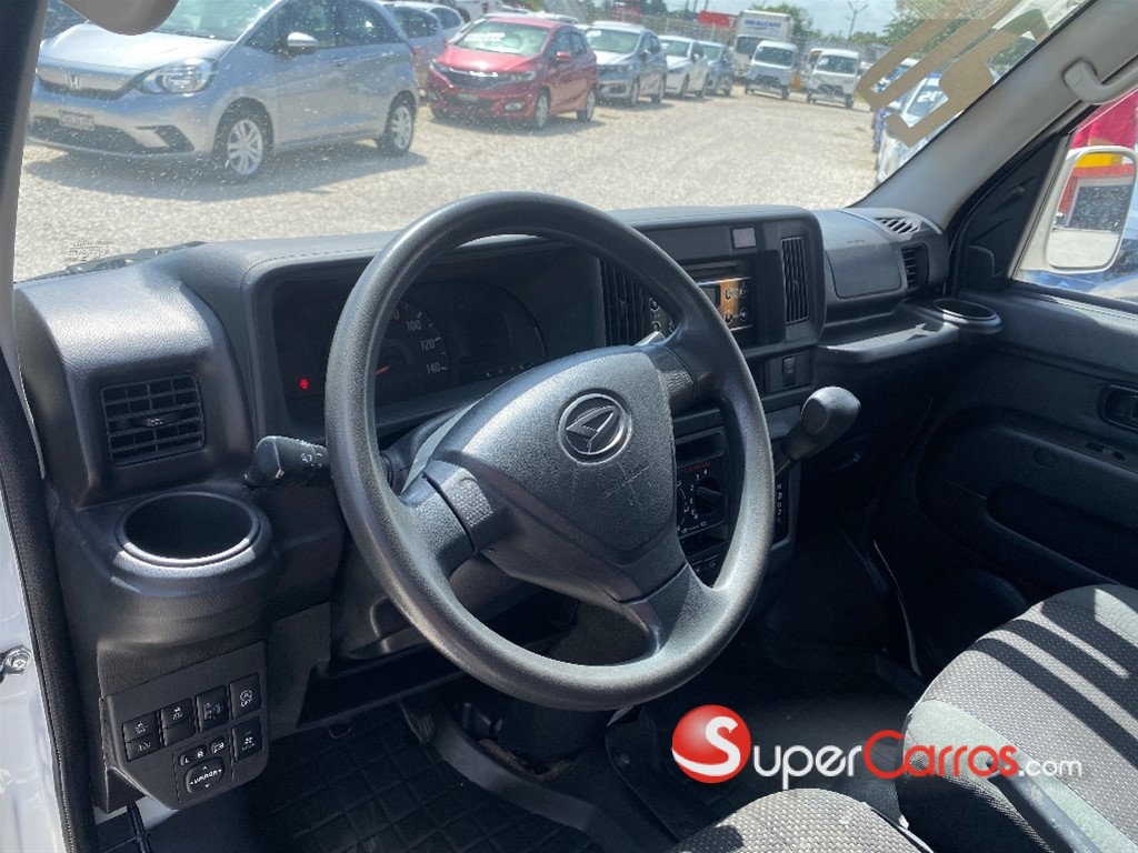 2020 Daihatsu Hijet Minivan — foto 11 / 11
