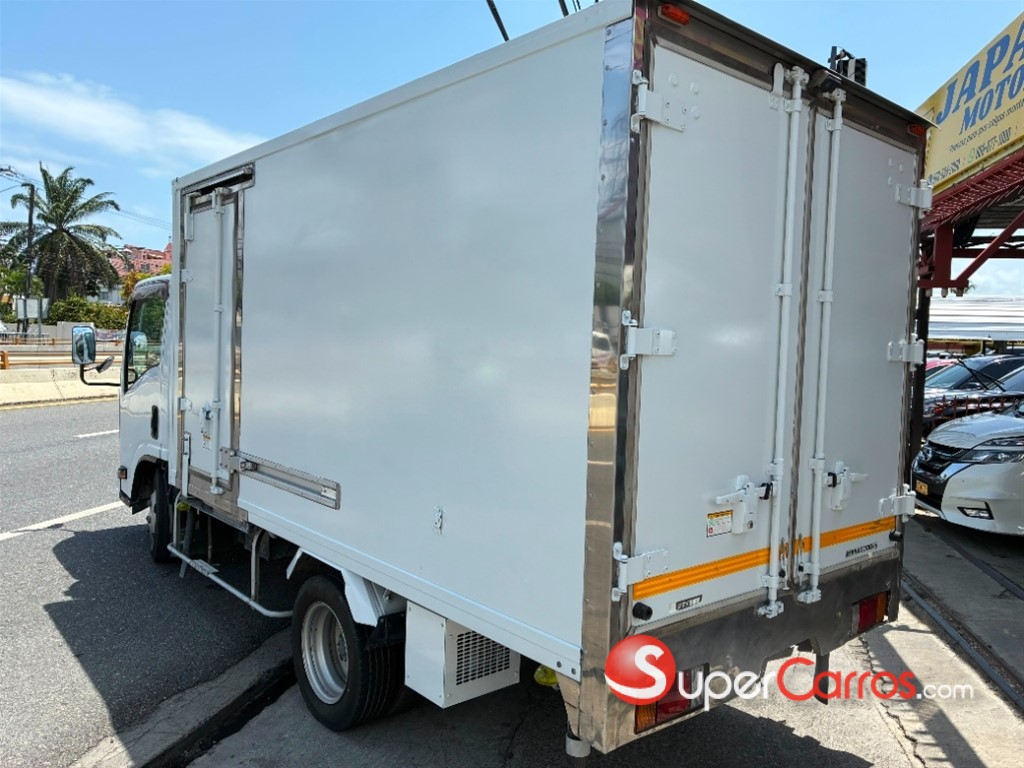 2015 Isuzu ELF — foto 4 / 12