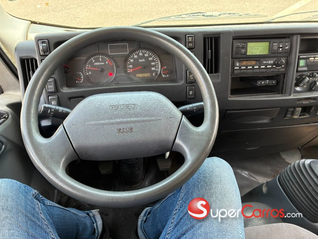 2015 Isuzu ELF — foto 6 / 12