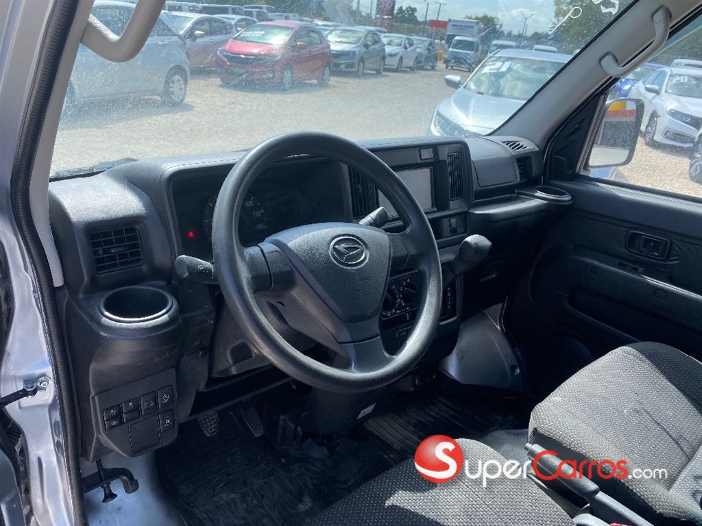 2020 Daihatsu Hijet Minivan — foto 9 / 9