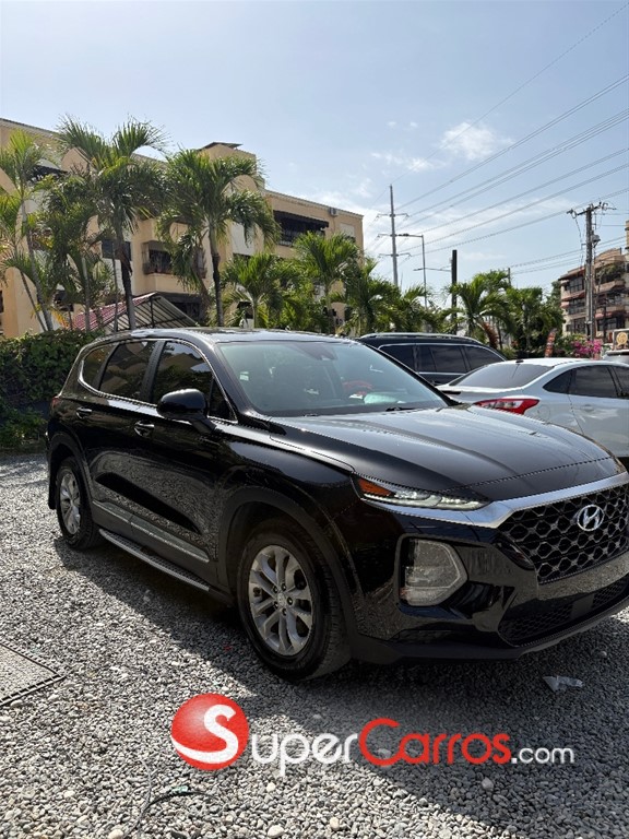 2020 Hyundai Santa Fe SE — foto 2 / 11