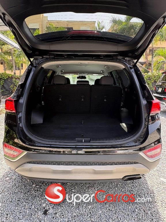 2020 Hyundai Santa Fe SE — foto 7 / 11