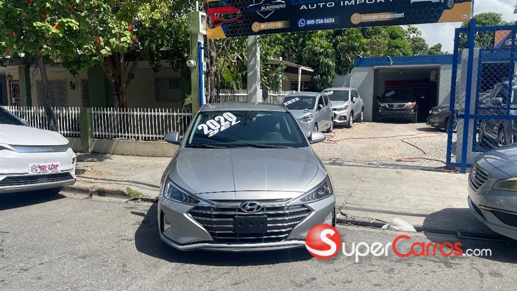 2020 Hyundai Elantra SEL — foto 2 / 12