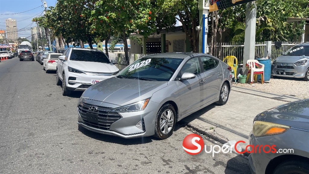 2020 Hyundai Elantra SEL — foto 3 / 12