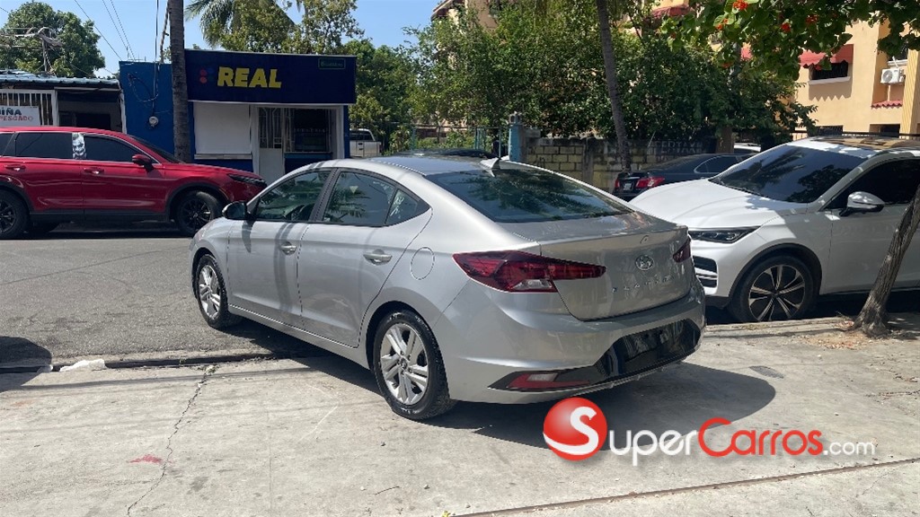 2020 Hyundai Elantra SEL — foto 4 / 12