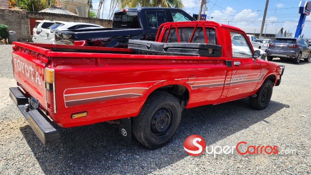 1988 Toyota Hilux — foto 8 / 10