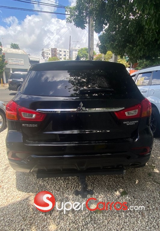 2018 Mitsubishi Motors Outlander Sport — foto 7 / 9