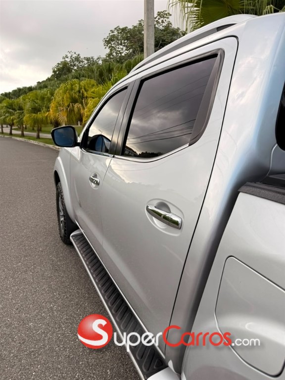 2018 Nissan Frontier LE — foto 3 / 11