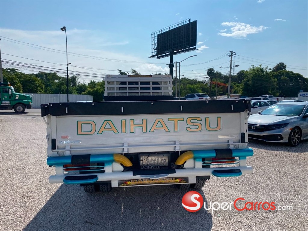 2008 Daihatsu Delta — foto 8 / 12