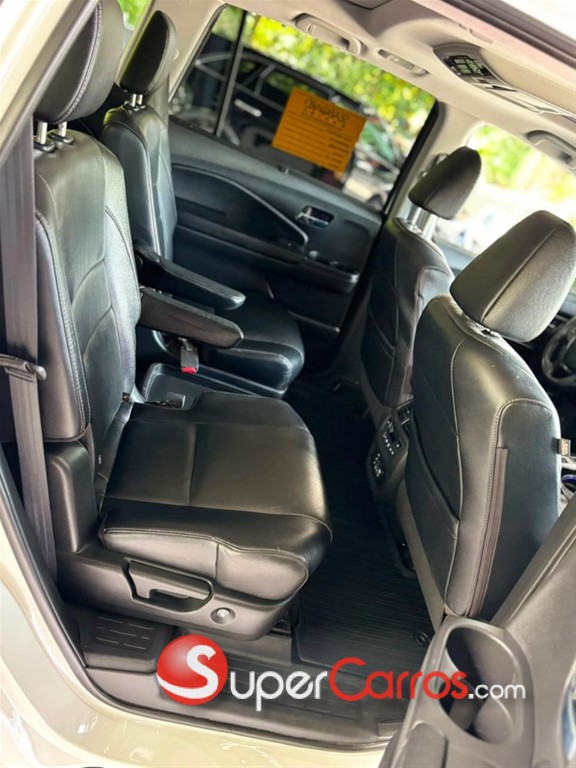2017 Honda Pilot Elite — foto 8 / 12