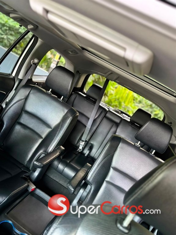2017 Honda Pilot Elite — foto 10 / 12
