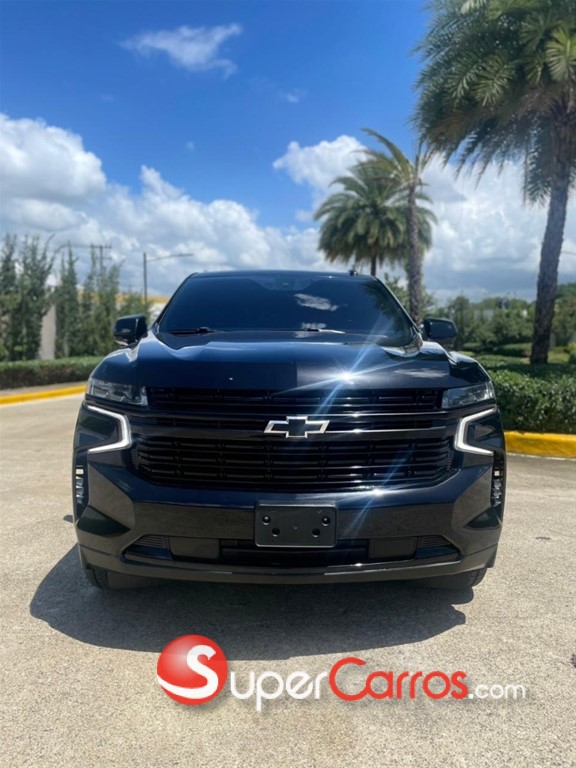 2021 Chevrolet Suburban LT — foto 3 / 12