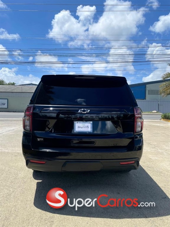 2021 Chevrolet Suburban LT — foto 8 / 12