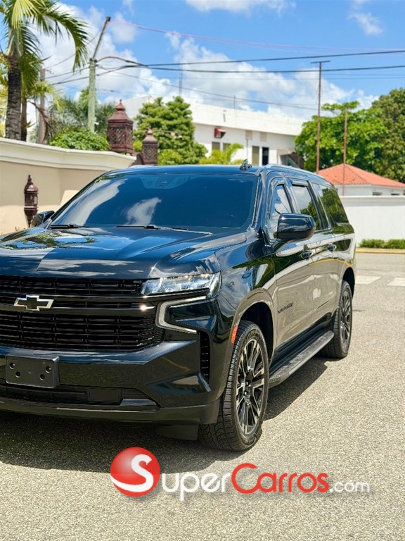 2021 Chevrolet Suburban LT — foto 9 / 12