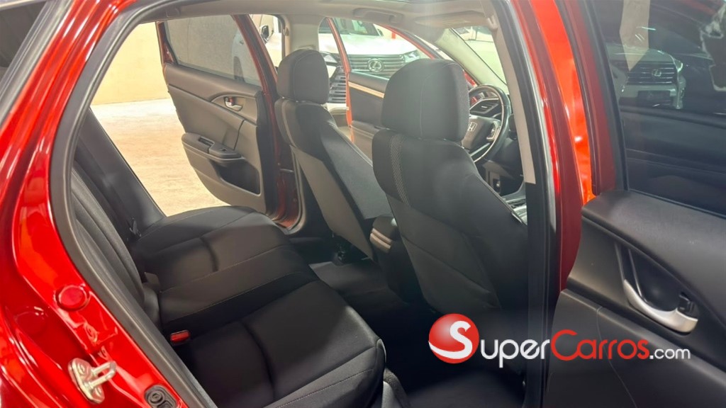 2019 Honda Civic EX — foto 9 / 11