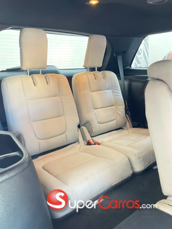 2018 Ford Explorer XL — foto 12 / 12