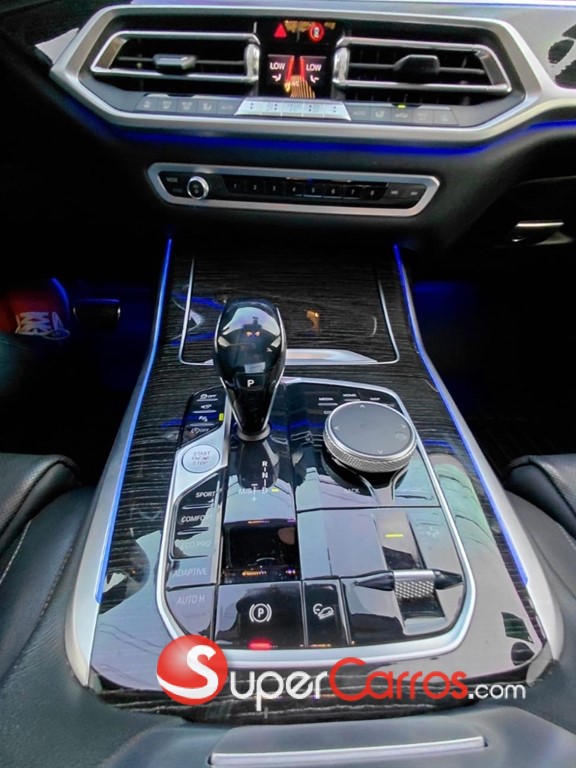 2019 BMW X 7 XDRIVE 50i Mpackage — foto 8 / 12