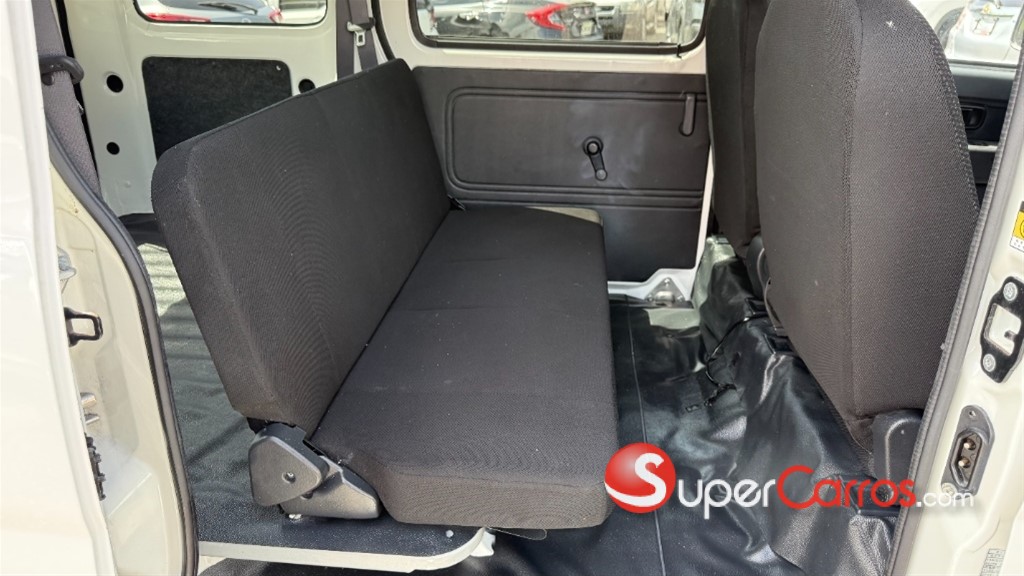 2019 Daihatsu Hijet — foto 3 / 12