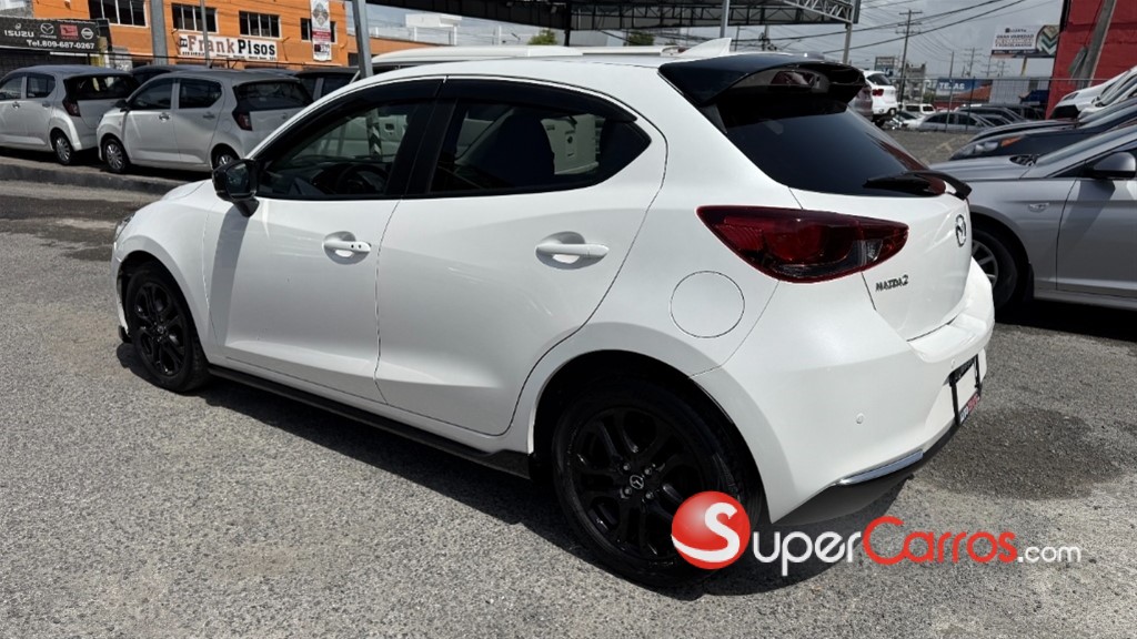 2021 Mazda 2 — foto 4 / 12